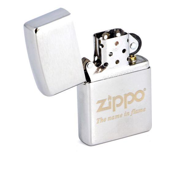 Зажигалка ZIPPO Name in flame, латунь с покрытием Brushed Chrome, серебристый, матовая, 36х12x56 мм