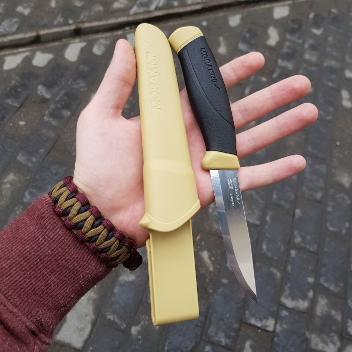 Нож с фиксированным лезвием Morakniv Companion Desert, сталь Sandvik 12С27, рукоять резина/пластик