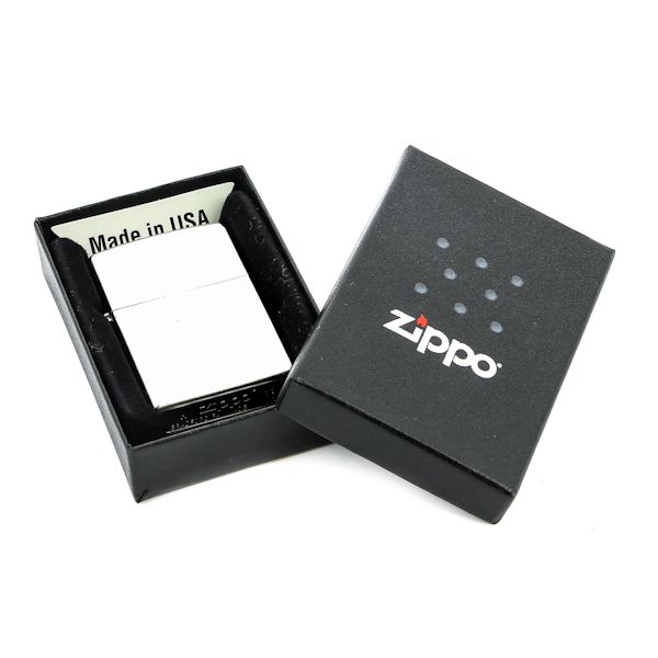 Зажигалка ZIPPO Diamond Plate Satin Chrome, латунь с ник.-хром. покрыт., сереб., матовая, 36х56х12 мм