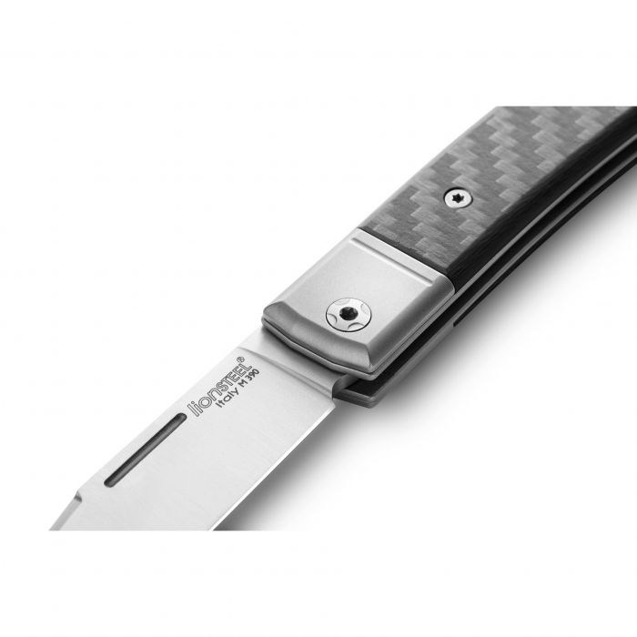 Складной нож LionSteel BestMan Clip, сталь M390, рукоять Carbon fibre