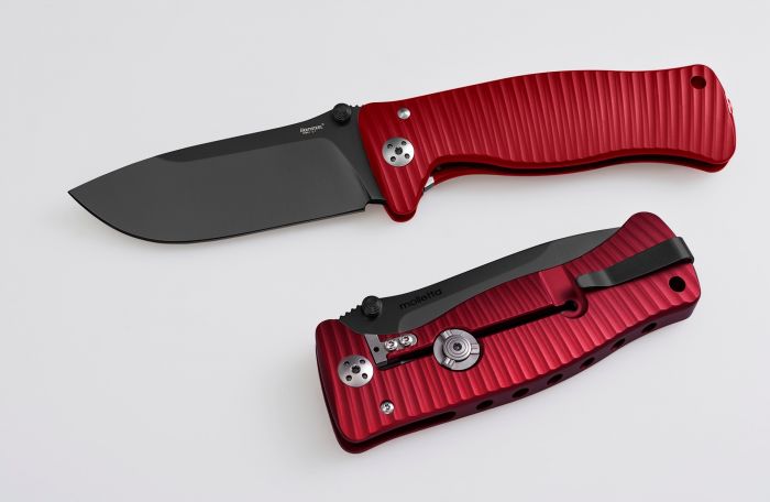 Нож складной LionSteel SR1A RB RED, сталь D2 Black Finish, рукоять алюминий (Solid®), красный